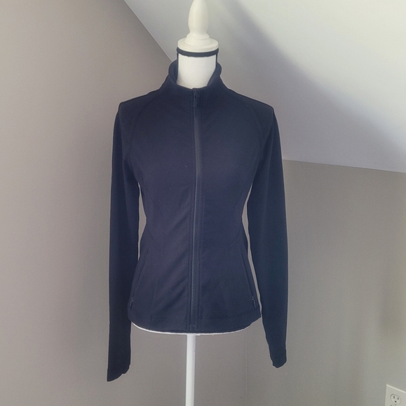 lululemon athletica Jackets & Blazers - Lululemon Lightly Jacket